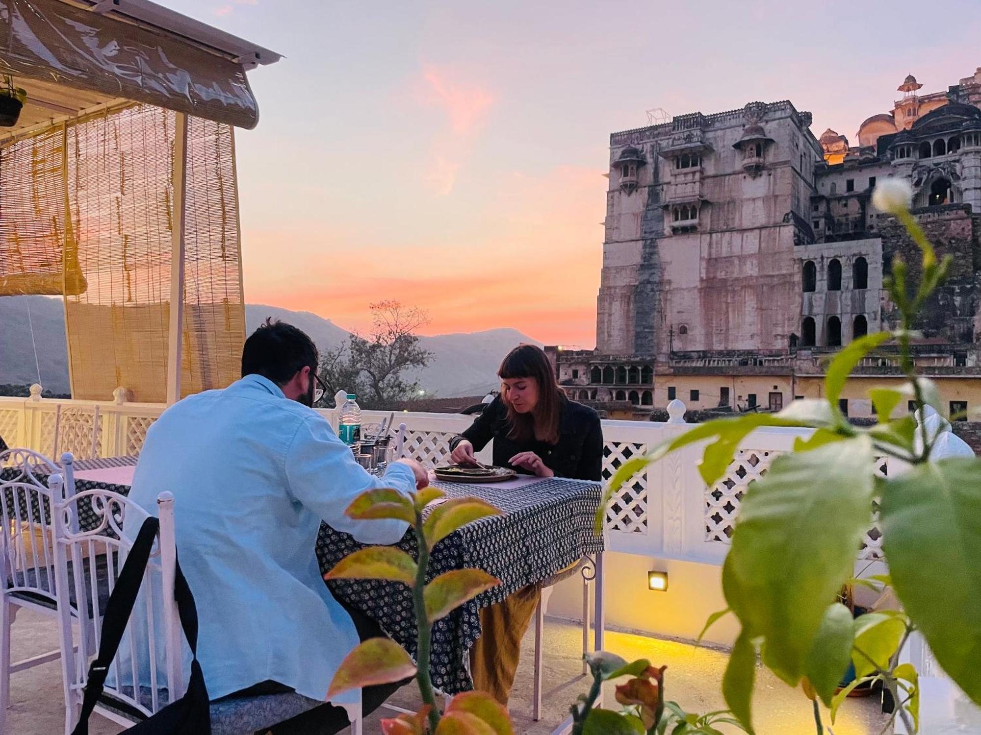 The Castle View Homestay Bundi Bagian luar foto