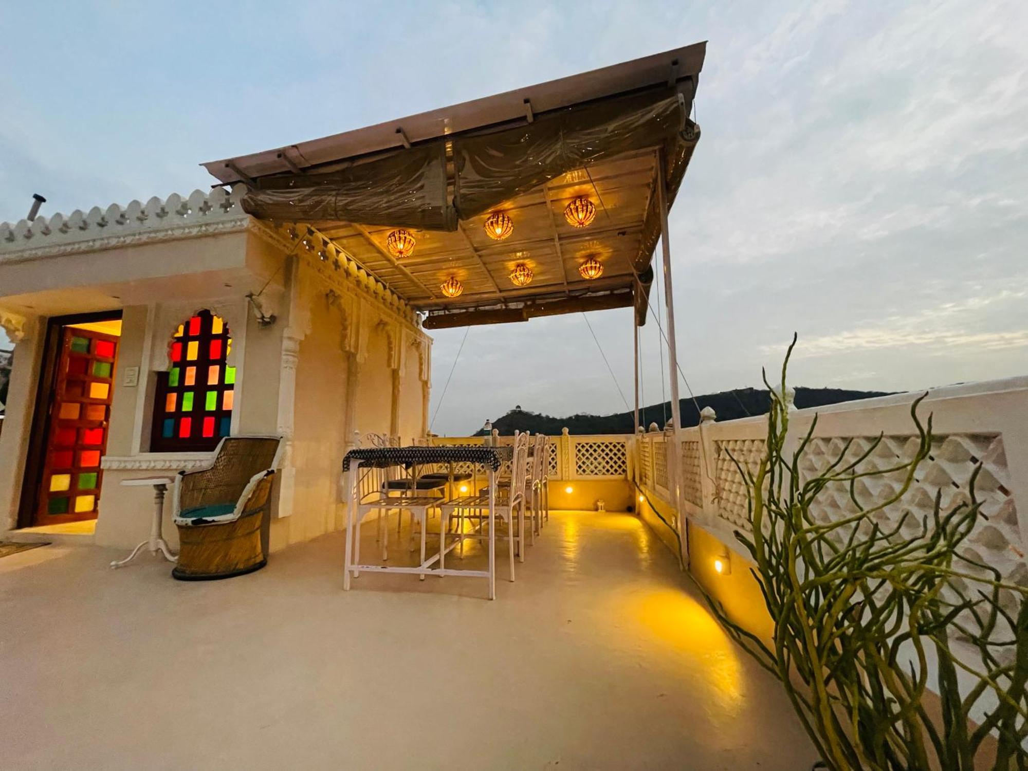 The Castle View Homestay Bundi Bagian luar foto